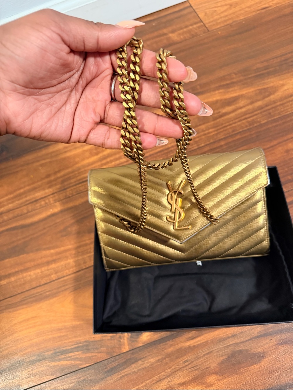 Saint Laurent YSL CLASSIC CASSANDRE CHAIN WALLET IN GRAIN DE POUDRE LEATHER - Picture 5 of 13